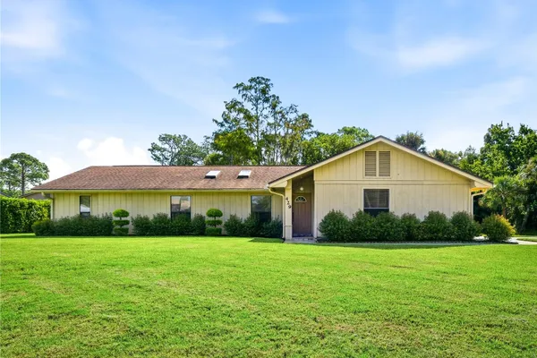 429 SWEET BAY AVE