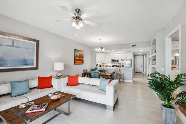 8 RIVERWALK DR 603