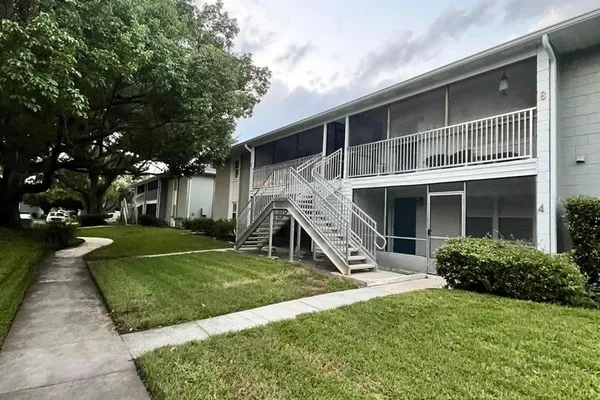 700 E AIRPORT BLVD B7