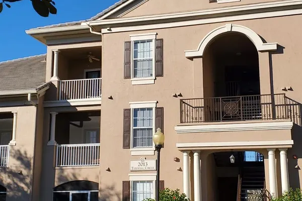 2013 TIZEWELL CIR 1403