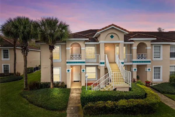 13917 TIMBERLAND DR 201