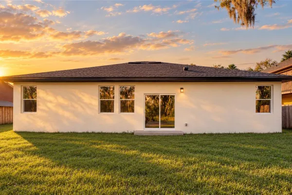 127 HIBISCUS LN