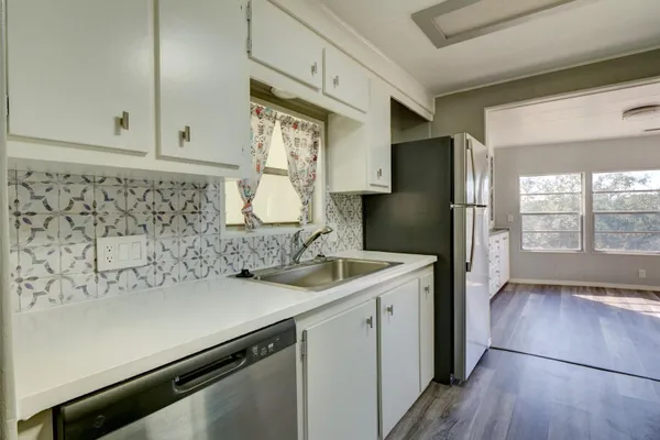 2218 ORANGEWOOD CIR 1540