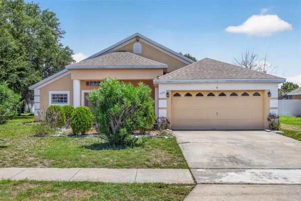 1000 ROYAL MARQUIS CIR