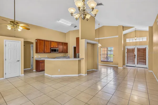 1000 ROYAL MARQUIS CIR