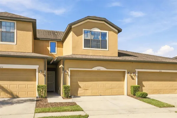 2372 SEVEN OAKS DR