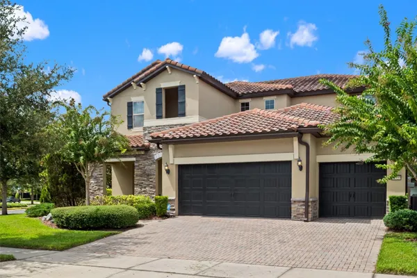 10950 CITRON OAKS DR