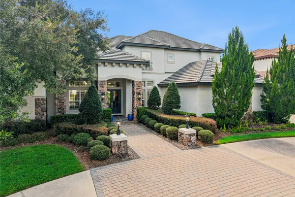 3413 FERNLAKE PL