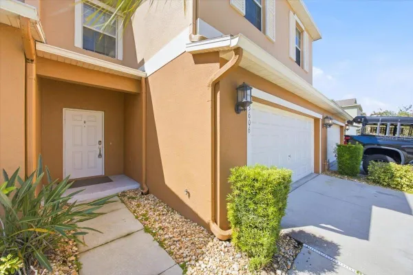 3606 RODRICK CIR