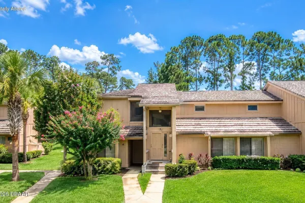 149 BLUE HERON DR C