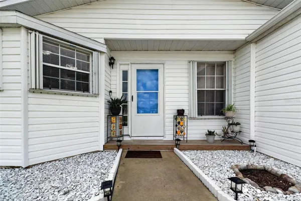 6364 LOLLY BAY LOOP
