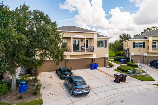 2109 BETSY ROSS LN B