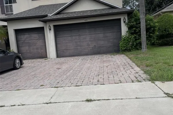 693 CIMAROSA CT