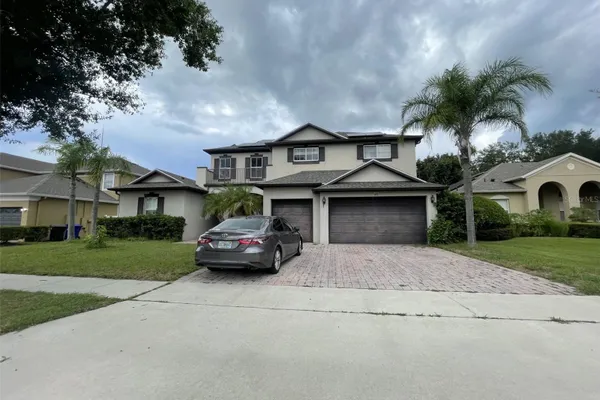 693 CIMAROSA CT