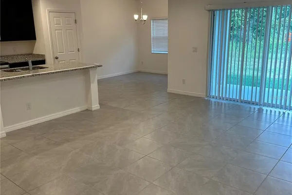 189 GLASS ONION DR