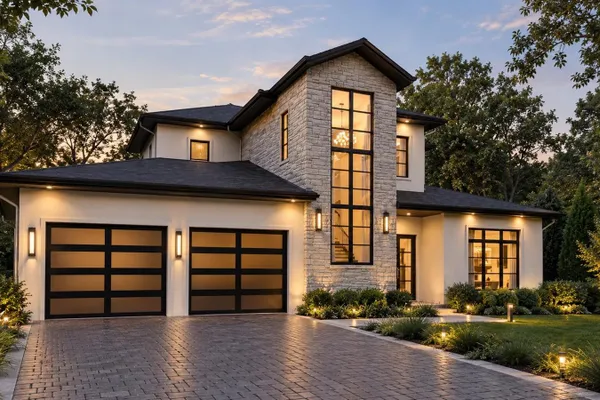2119 HOWARD DR