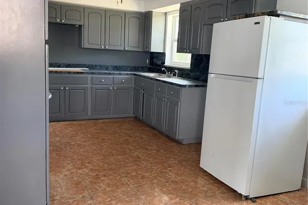 3400 SUNSET DR
