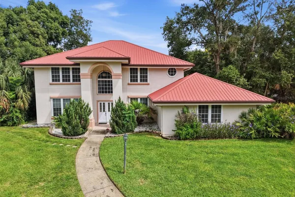 400 PINE TREE RD