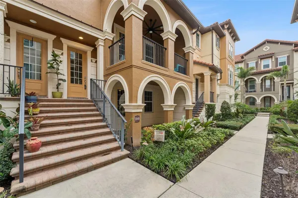 1048 PARMA CIR