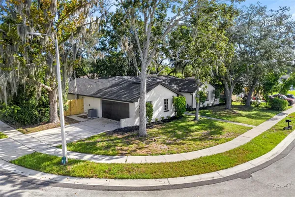 136 GLENDALE DR