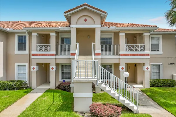 13403 FAIRWAY GLEN DR 104