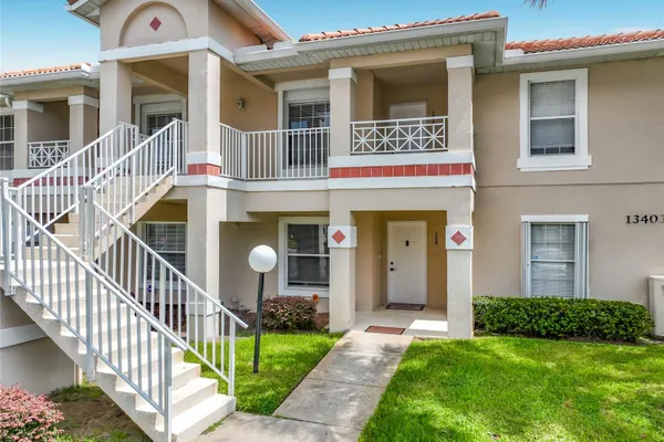 13403 FAIRWAY GLEN DR 104
