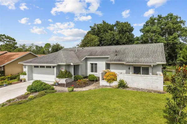 1211 LANCELOT WAY
