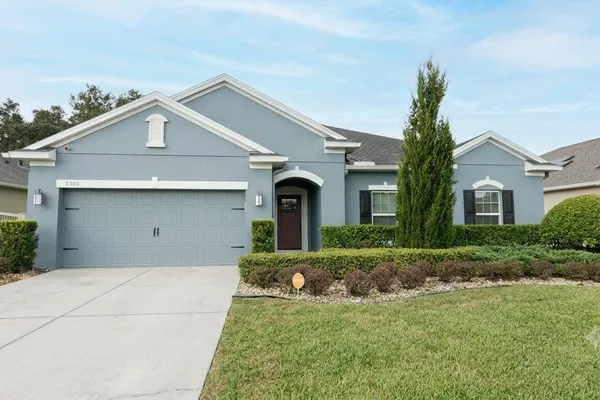 5303 PINE LILY CIR