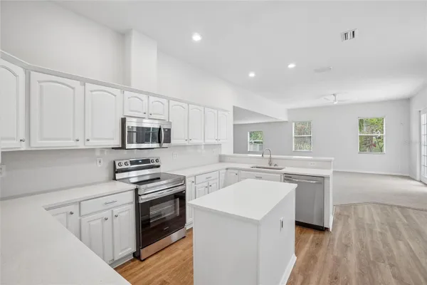 17718 CRYSTAL COVE PL