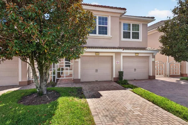 8348 BELLA TIERRA CT