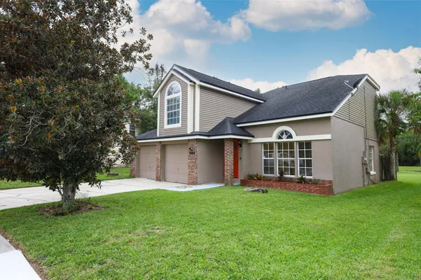 1093 KELLY CREEK CIR