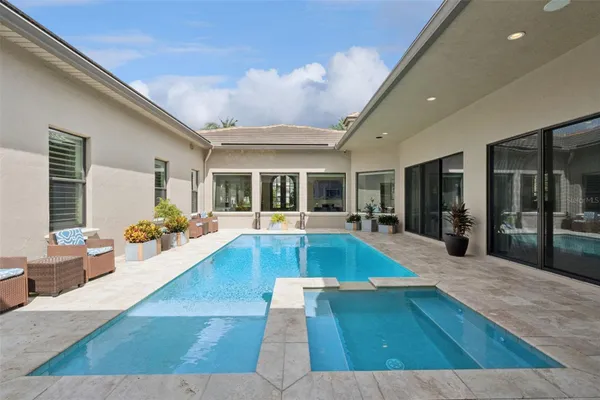 11532 WATERSTONE LOOP DR