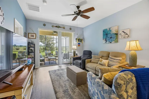 3640 SOLANA CIR 11B