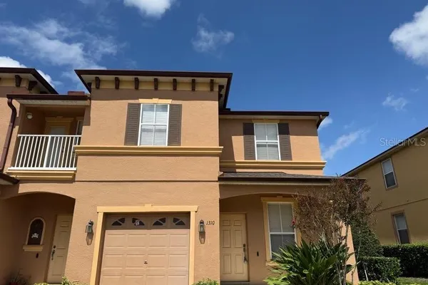1310 RETREAT VIEW CIR