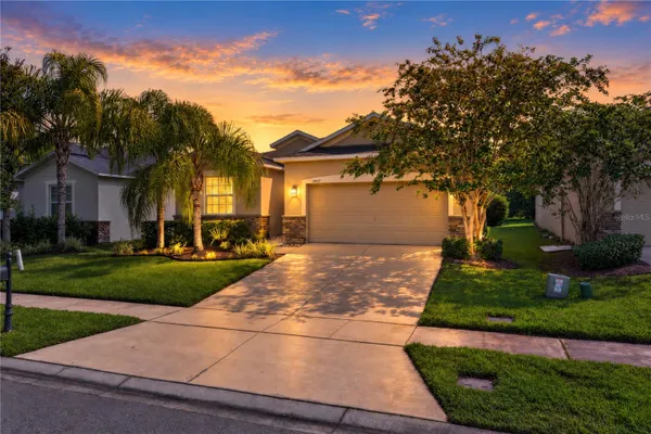 2857 CARRICKTON CIR