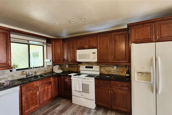 261 DUBLIN DR
