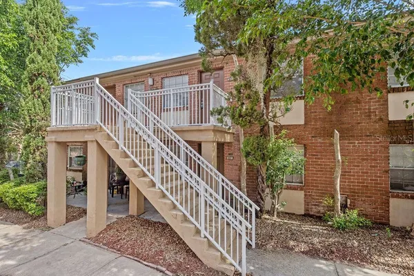 2517 CAPER LN 207