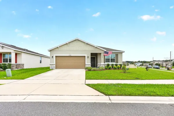 33384 COUNTRY HOUSE DR
