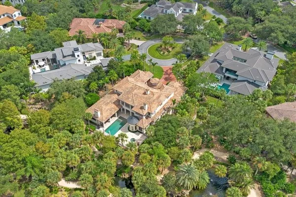 4906 AVIVA GARDEN CT