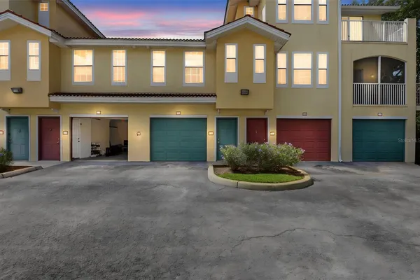 12106 POPPY FIELD LN 106