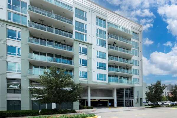 912 CHANNELSIDE DR 2414