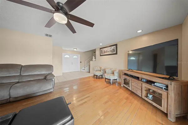 641 ELDER CT