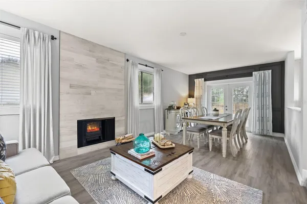 627 CLEARN CT