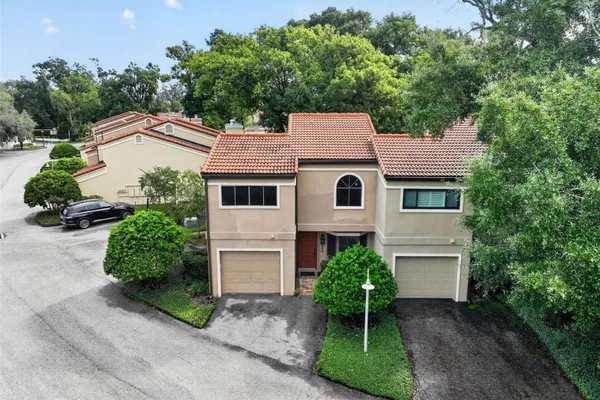 223 QUAYSIDE CIR C11