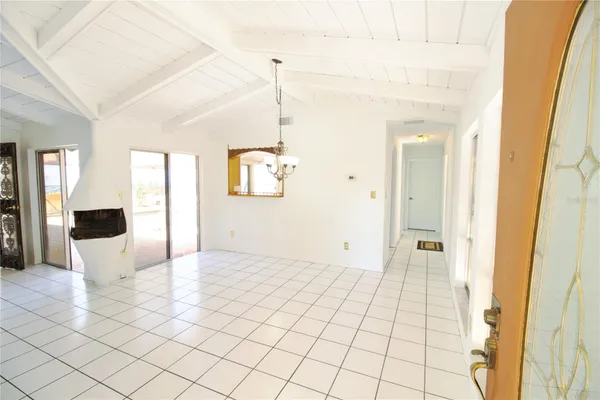 5029 MAUI CIR 8