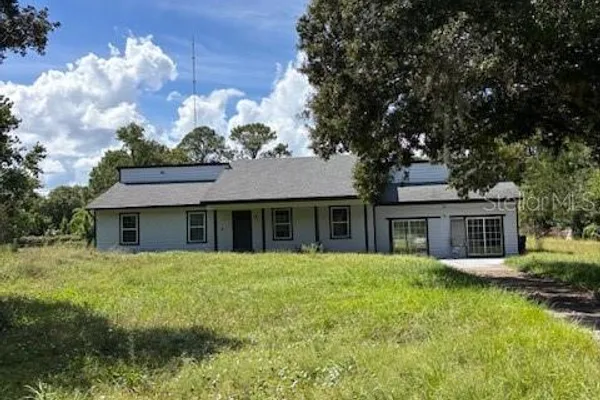 21103 REINDEER RD