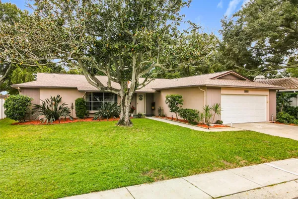 10617 SEMINOLE FOREST ST