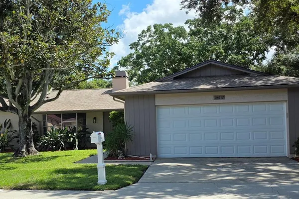 10617 SEMINOLE FOREST ST