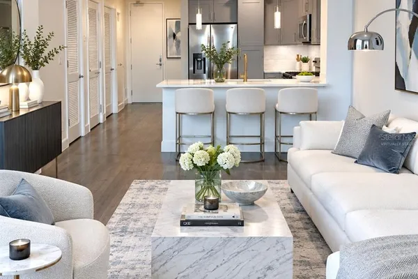 101 S EOLA DR 709