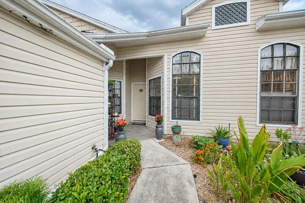 136 JUNIPER WAY